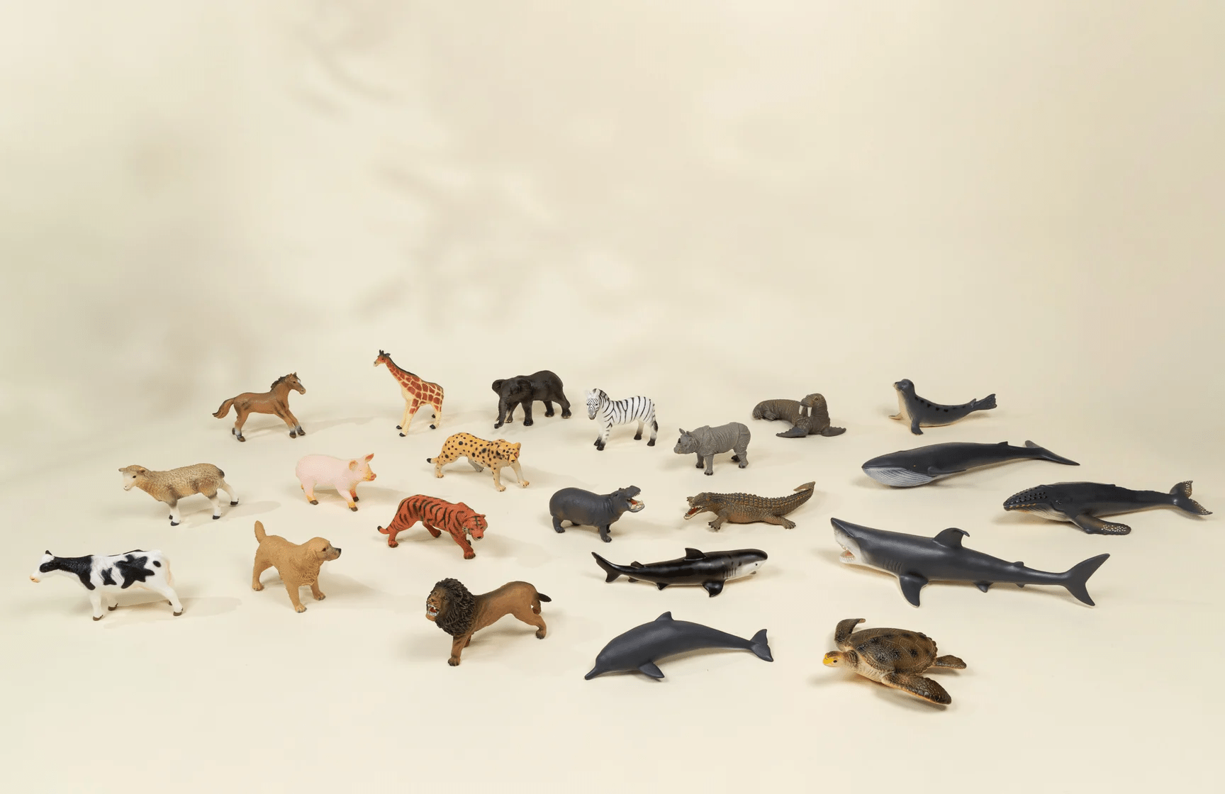 Coco Village Large Sea Life Animal Play Figurine – Tiger Shark - Image 5