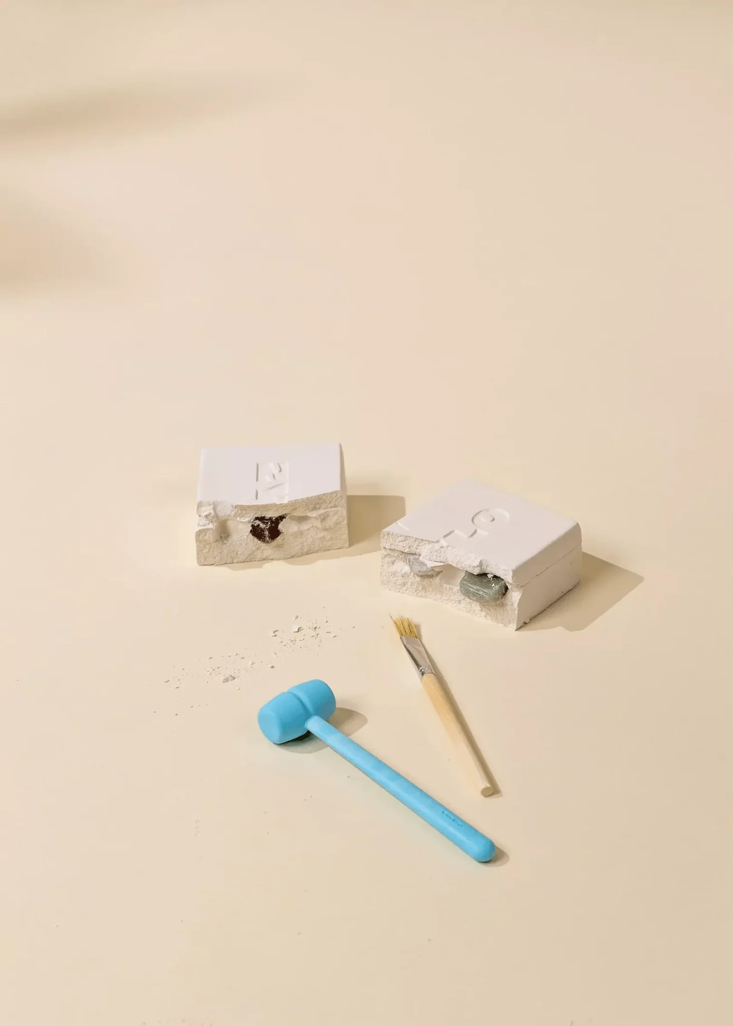 Coco Village Gemstones & Fossil Geoligical Excavation Set - Image 2