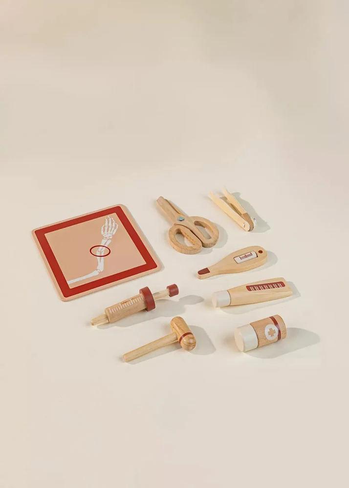Coco Village Wooden Doctor Playset - Image 9