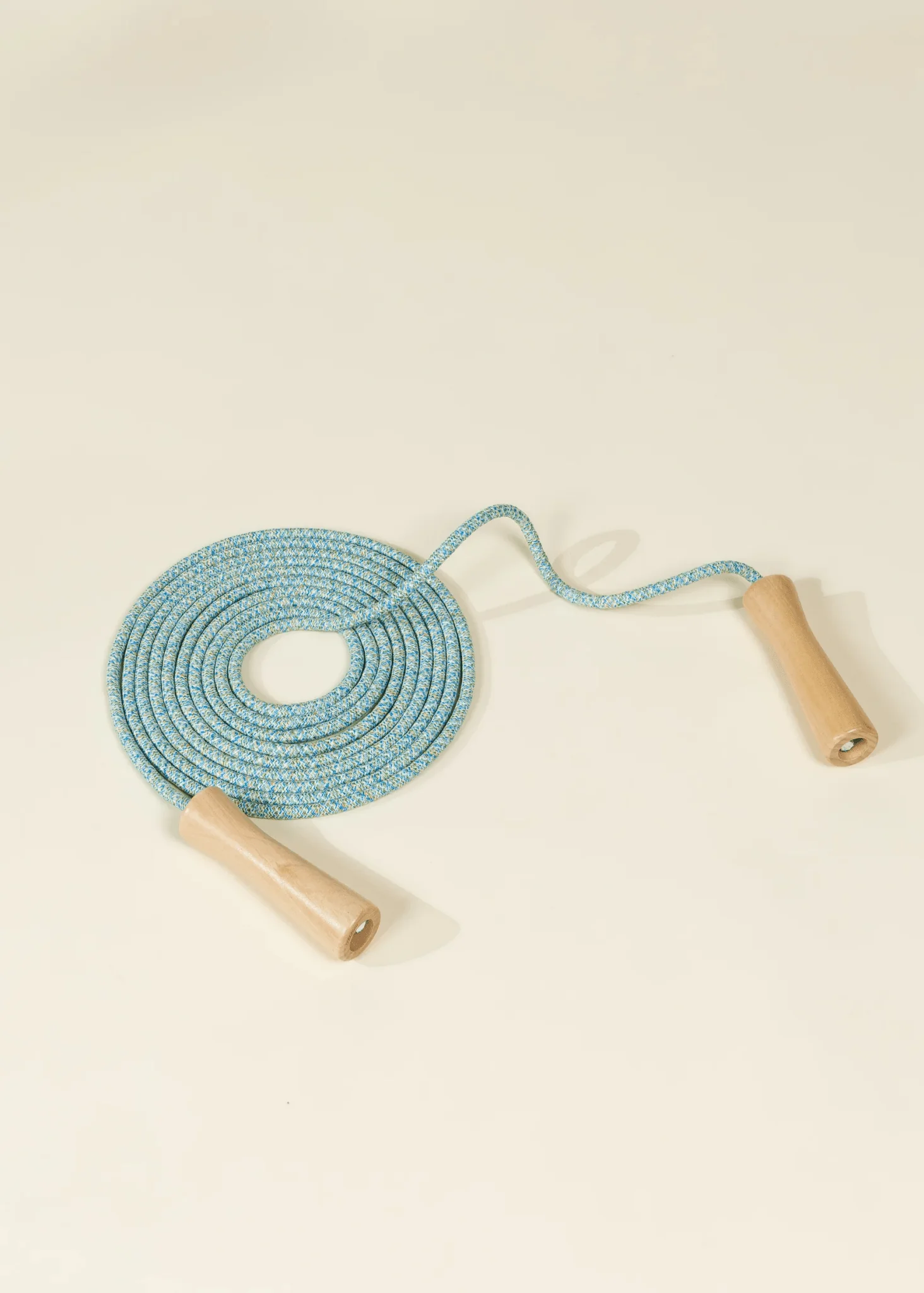 Coco Village Extra-Long Wooden Handle Skipping Rope – Ocean Twist - Image 2